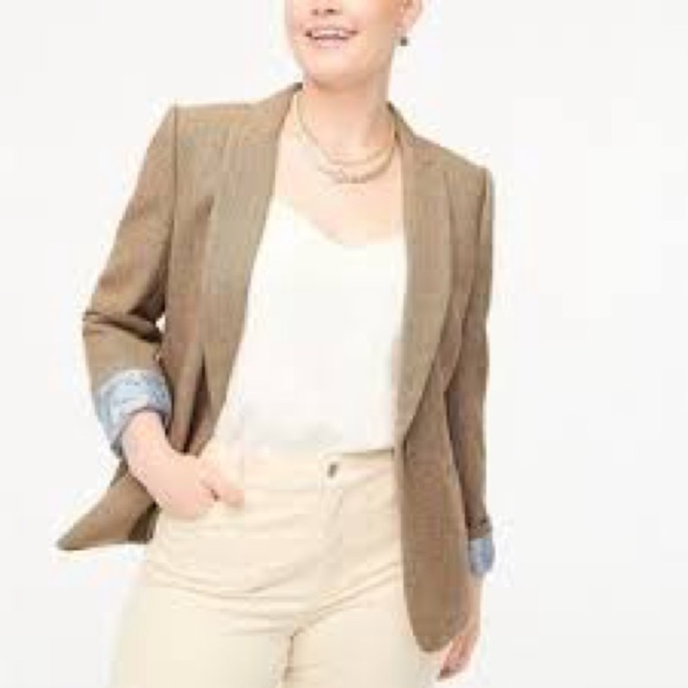 JCrew herringbone tan blazer with tortoise buttons, 16